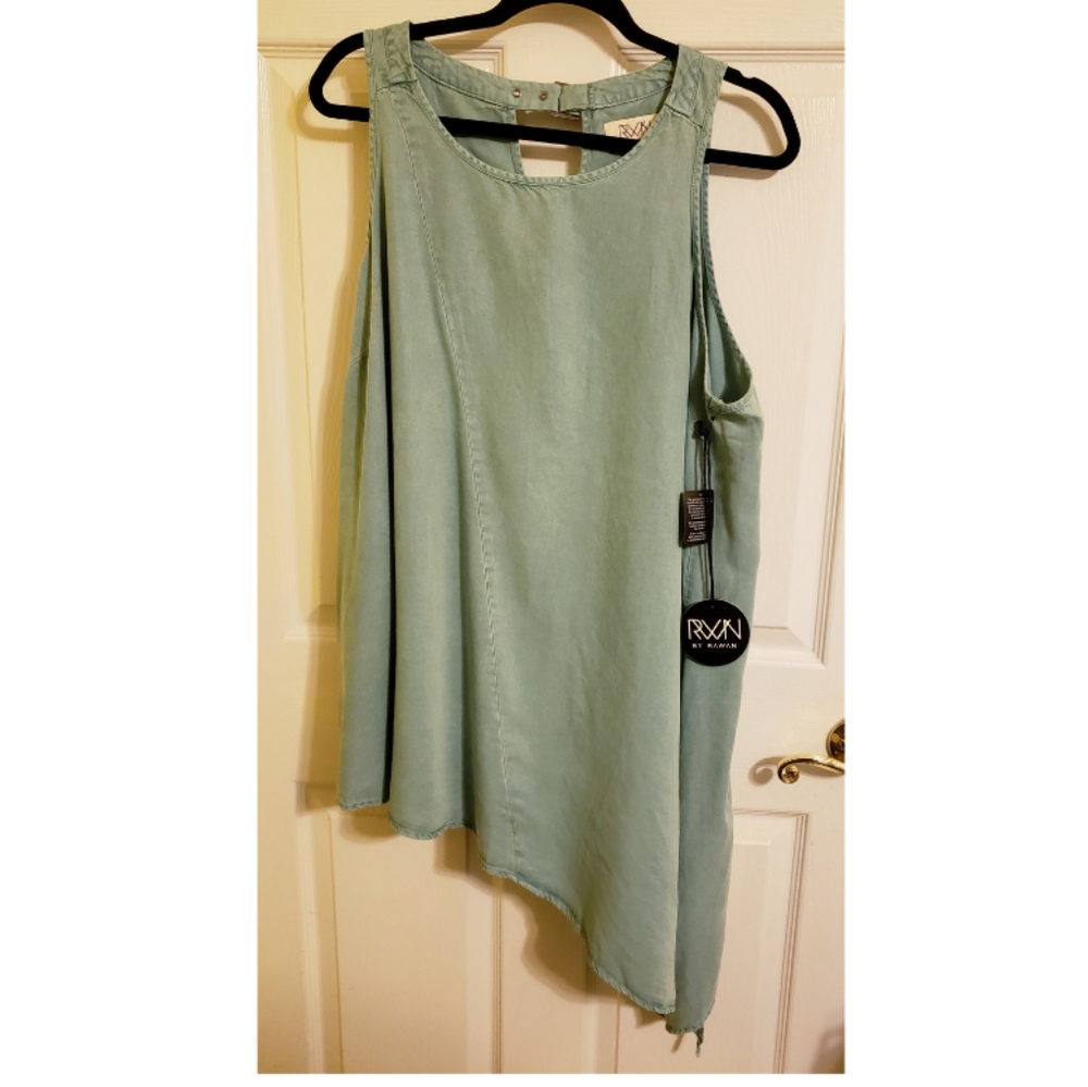 Asymmetrical tunic